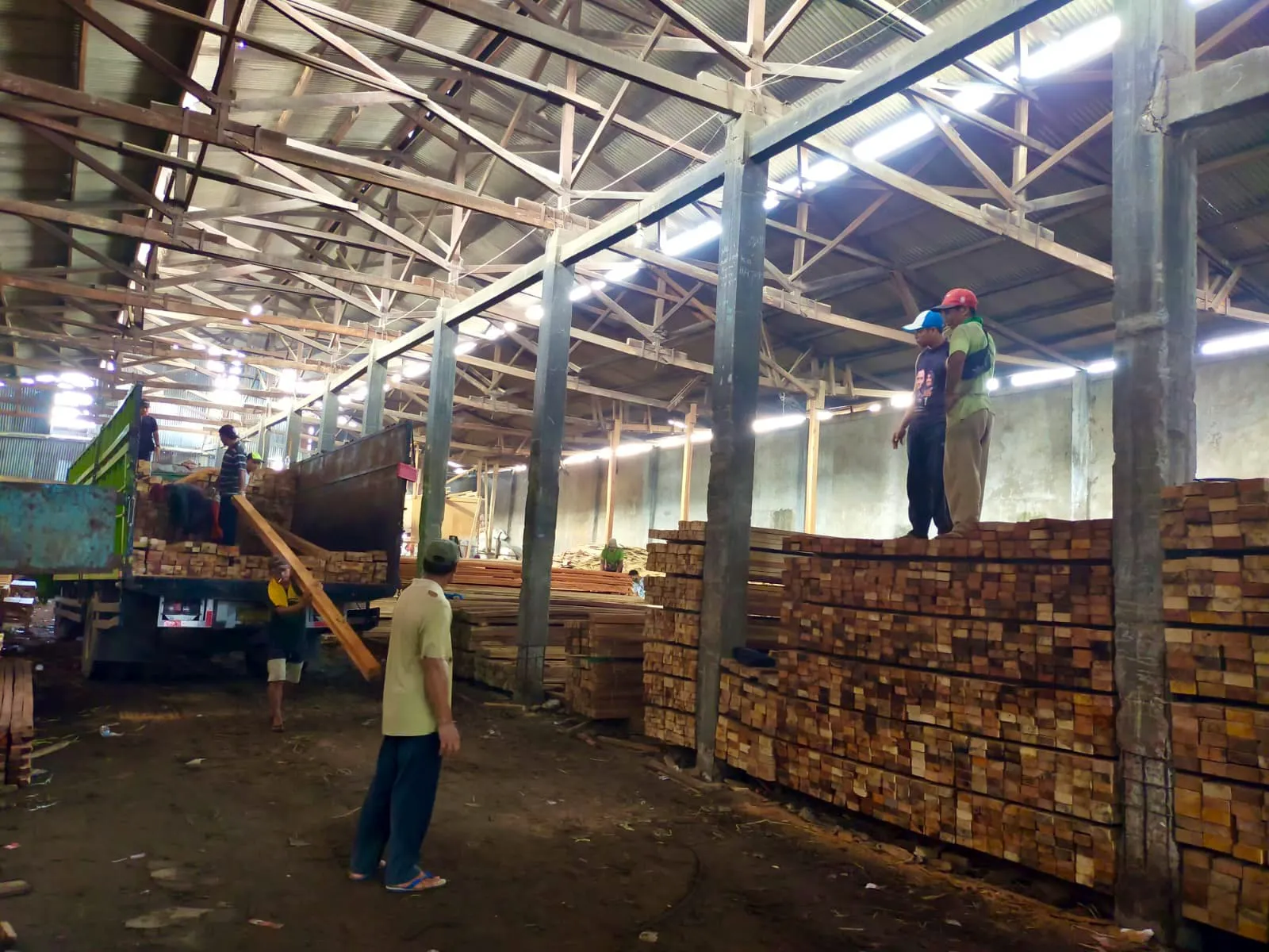 Fasilitas produksi kayu