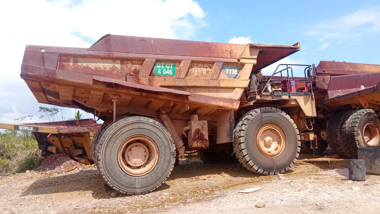 Dump truck tambang CV SUMBER AGUNG PERKASA