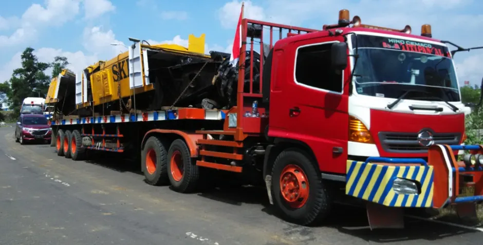 DISTRIBUSI LOGISTIK UNTUK BERBAGAI PROYEK