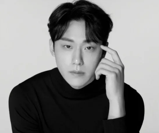 Lee Do Hyun - Korean Actor & Model