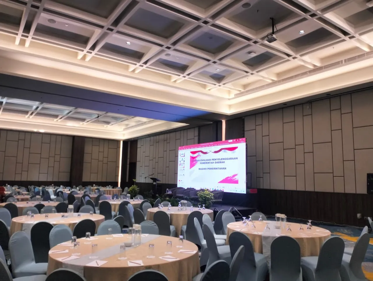 Dokumentasi pemasangan LED Ledpedia 28