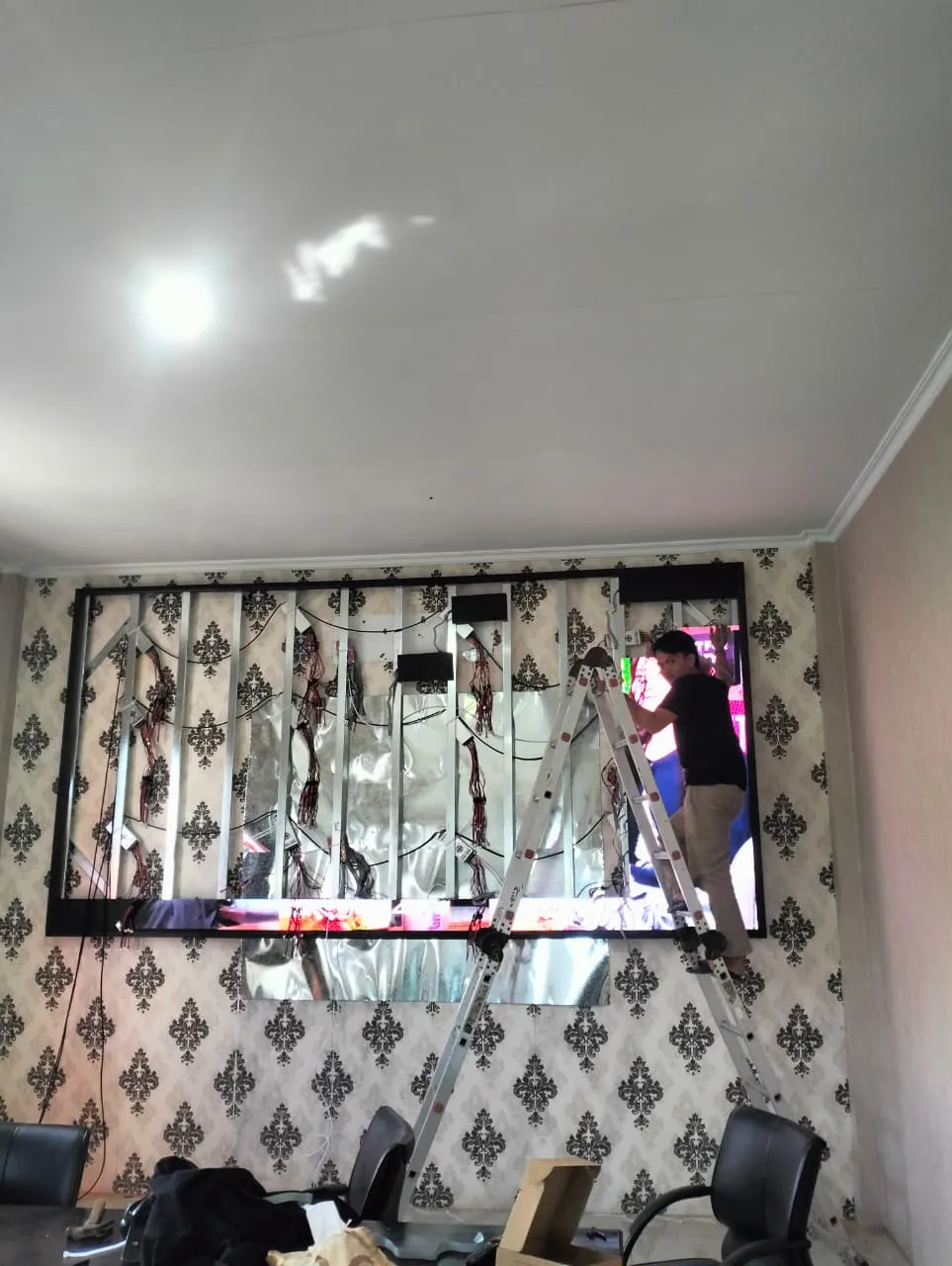 Dokumentasi pemasangan LED Ledpedia 24