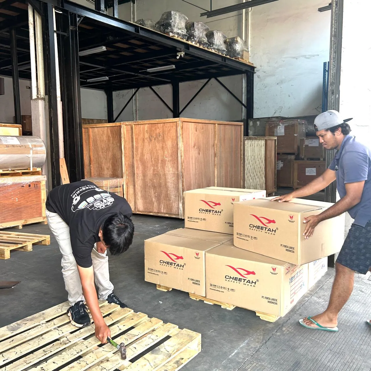 We handle shipment from small quantity to full container shipment