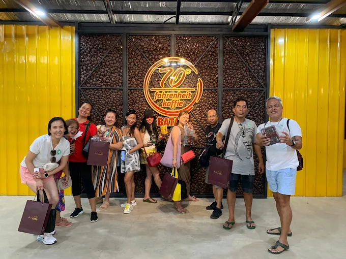 70 Fahrenheit Coffie Factory in Batam