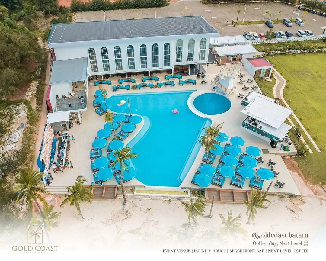 Infinity Beach Club in Batam