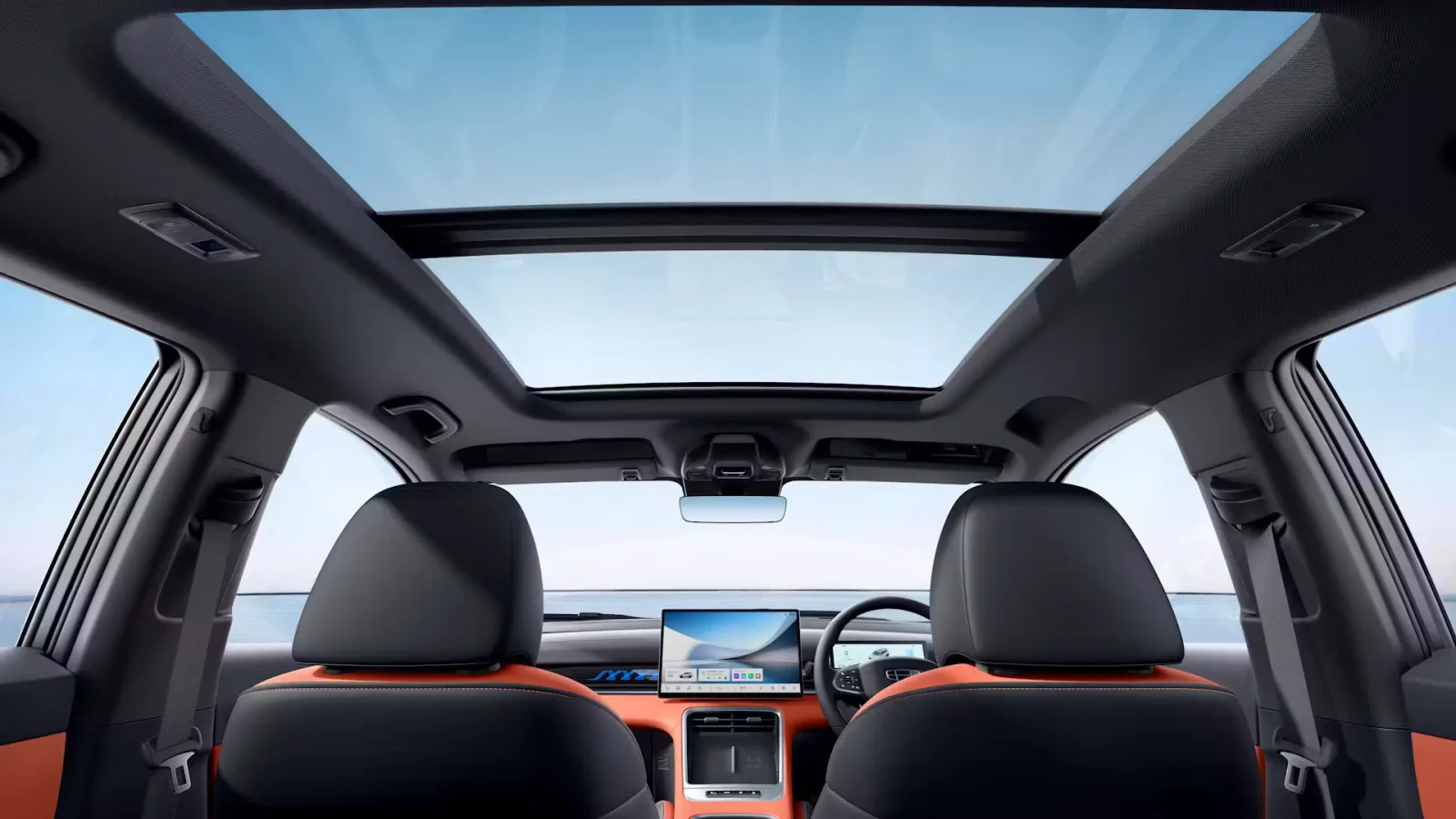Geely Coolray: Panoramic roof