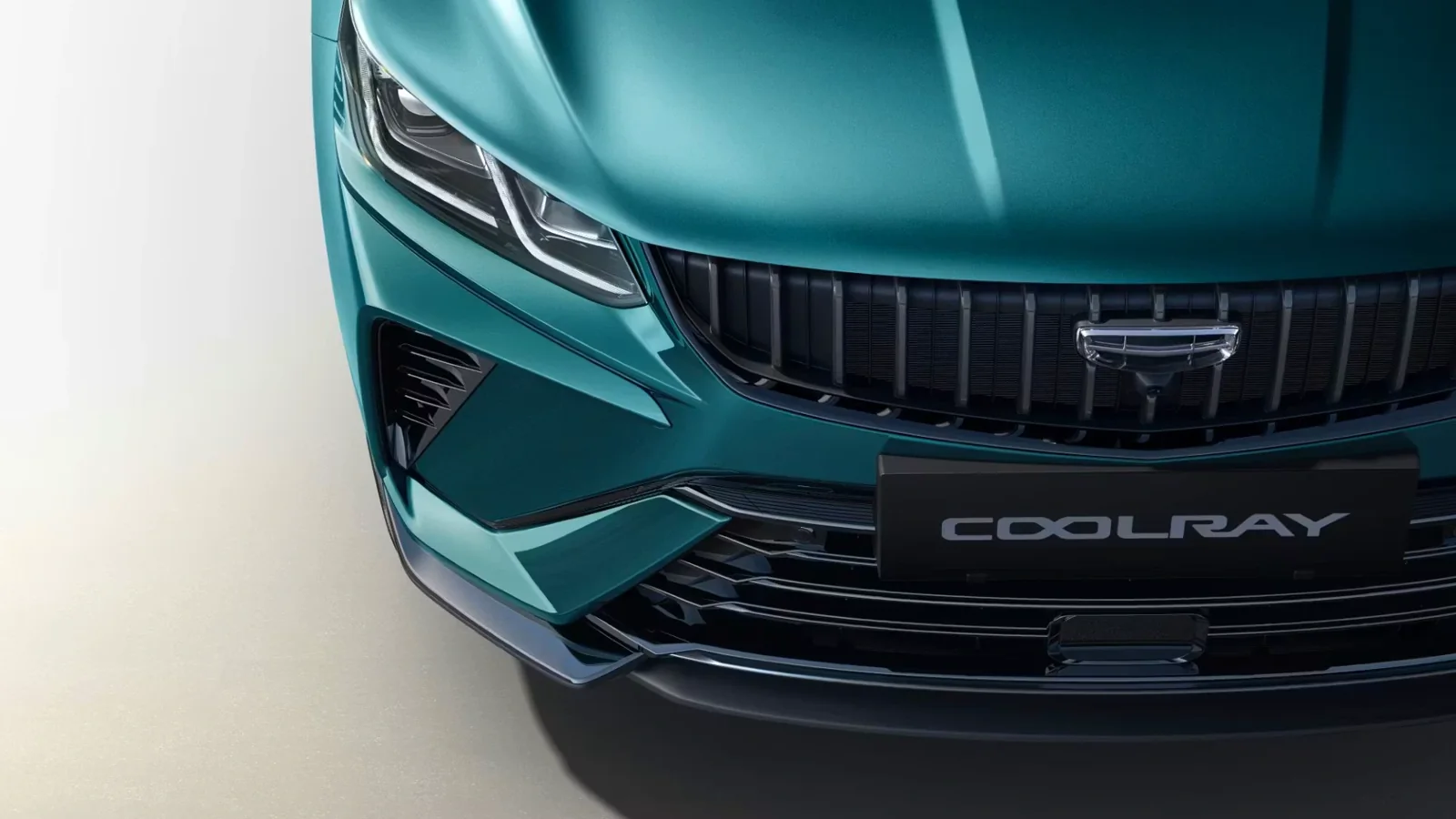 Geely Coolray: Lampu depan dan grille