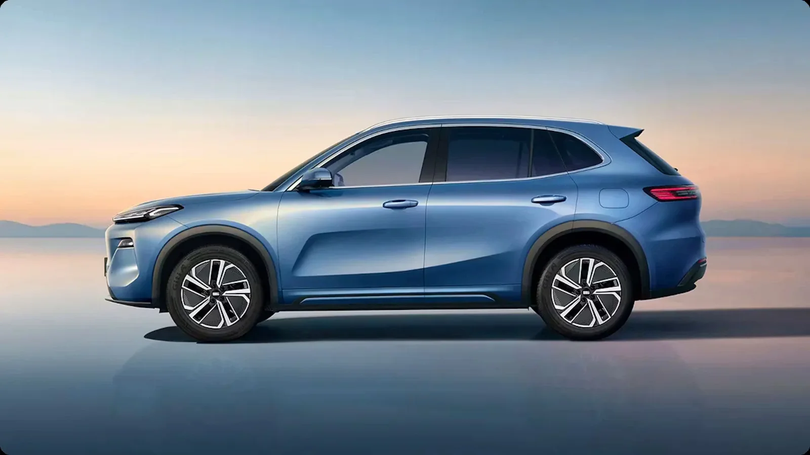 Geely Starray EM-i: Garis bodi yang tegas